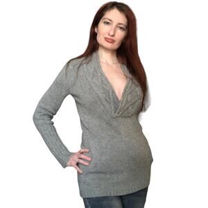Theory Grey Cashmere V Neck Sweater with pockets Size Small